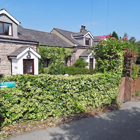 Oakleigh Cottage Llangelynin  Экстерьер фото